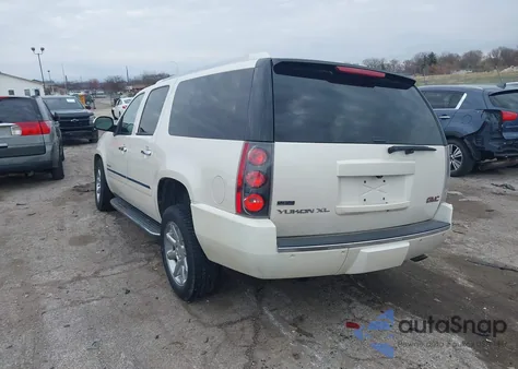 2011 GMC Yukon Xl 1500 Denali z USA, uszkodzony, nr VIN 1GKS2MEF9BR309489